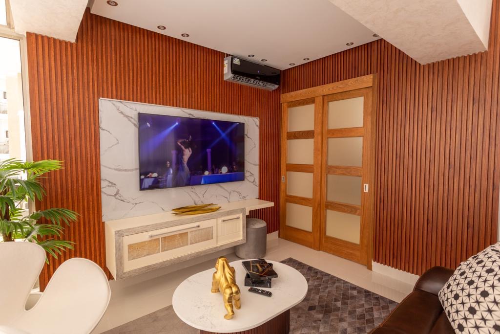 VENDO  APARTAMENTO
ENSANCHE NACO