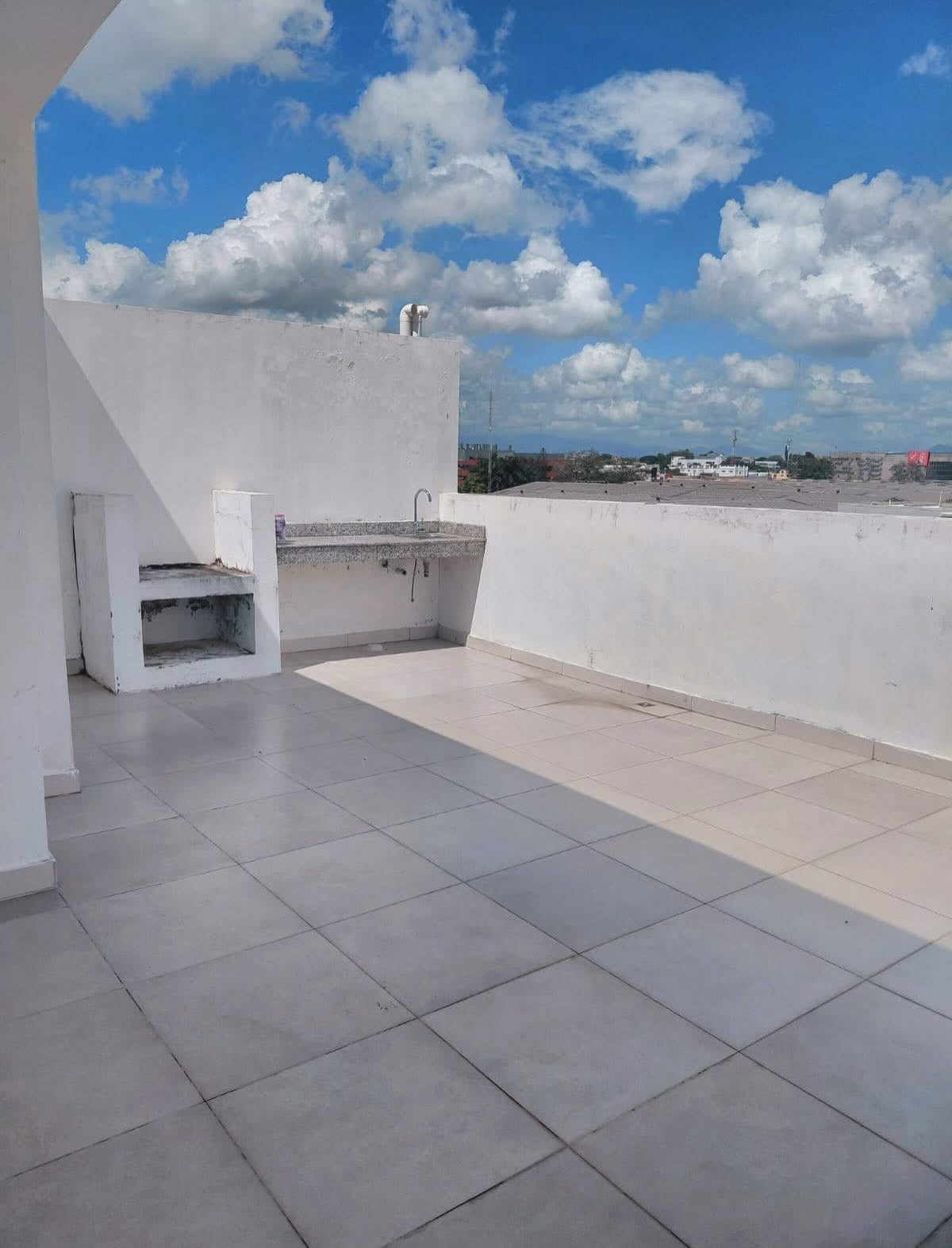 APARTAMENTO DE LUJO EN VENTA AV. ANACAONA
