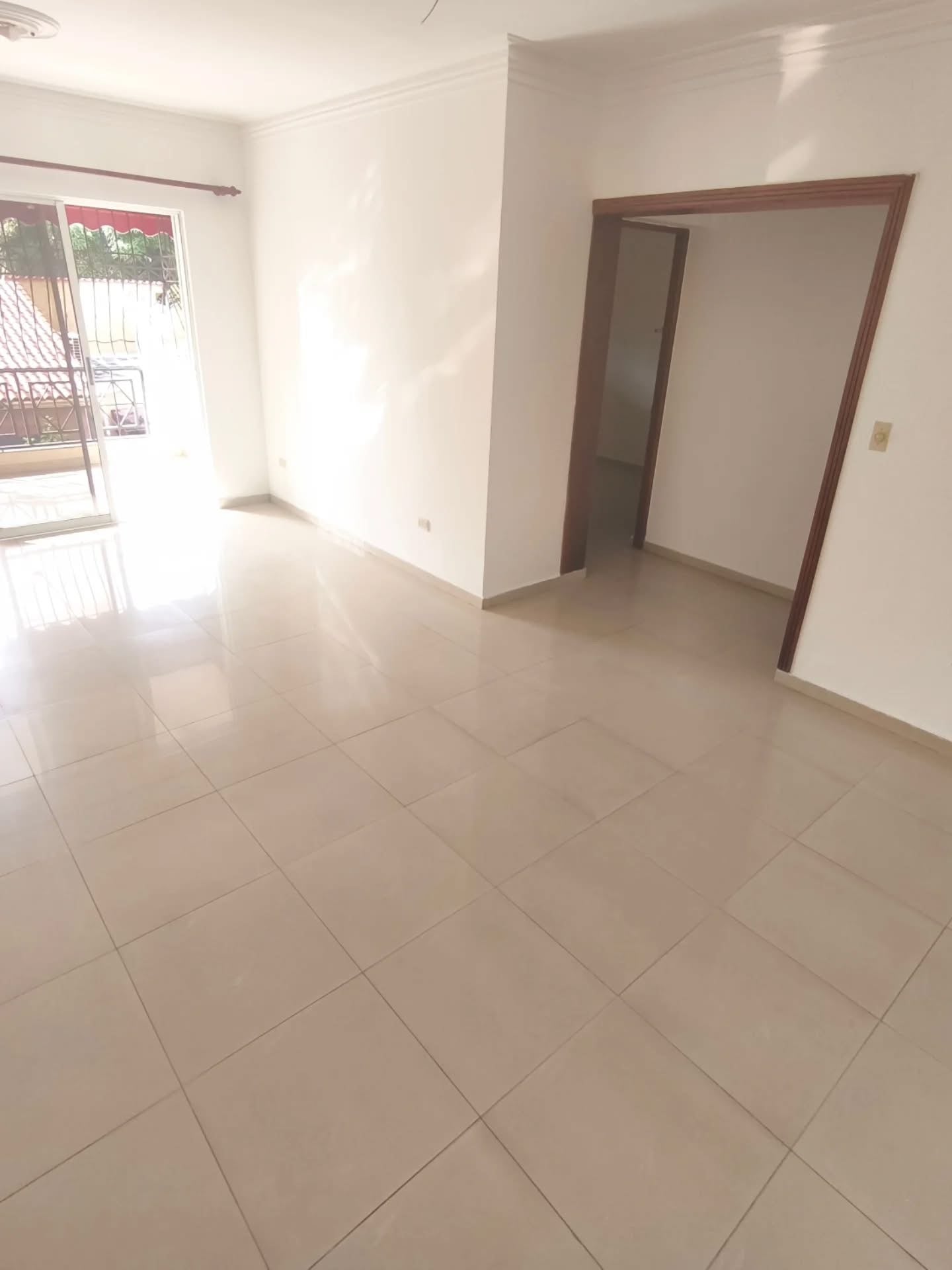 Vendo apartamento 
Santo Domingo Este 
Residencial Villa Eloisa
