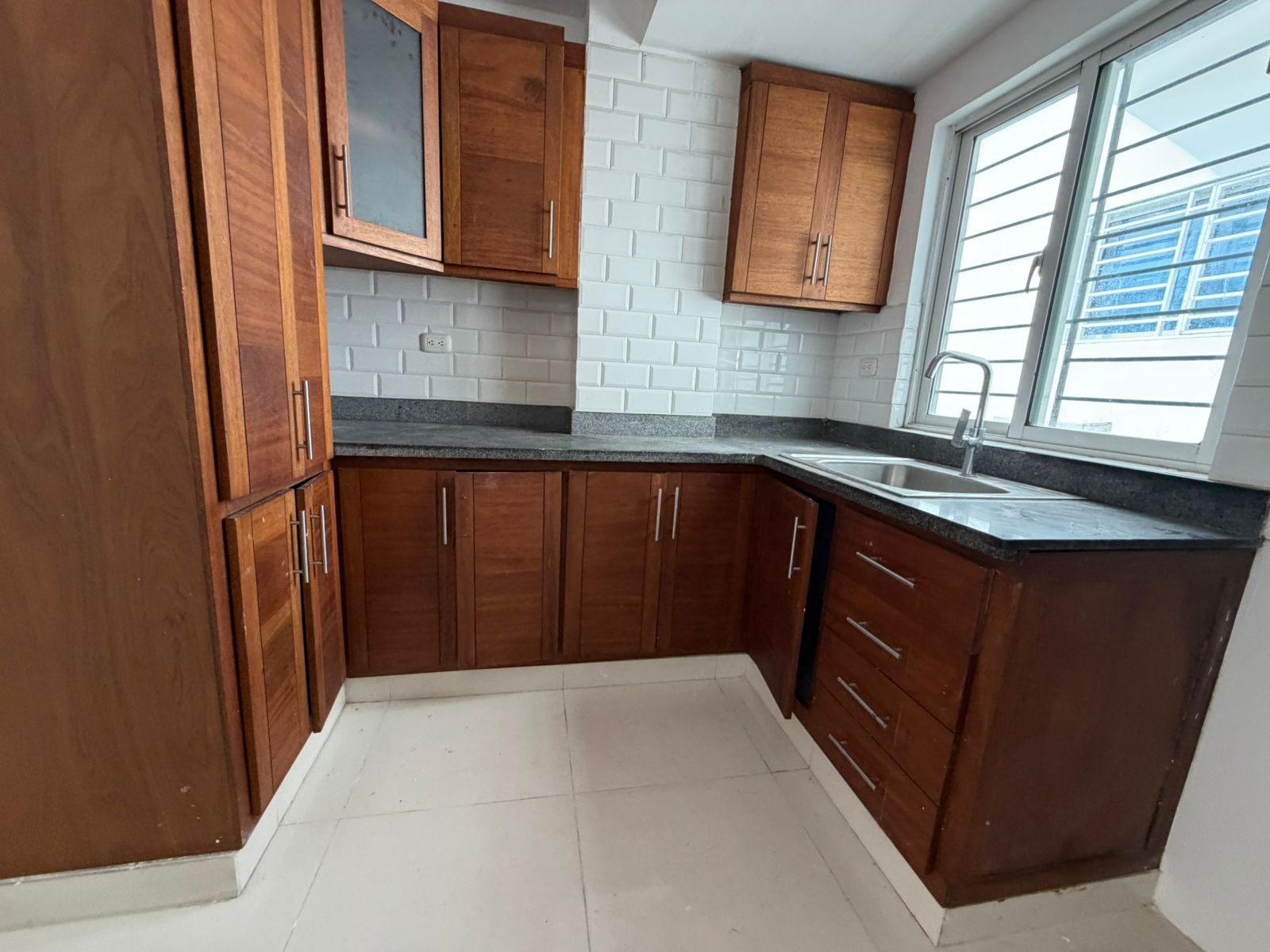 Vendo apartamento 
Jardines de Sur