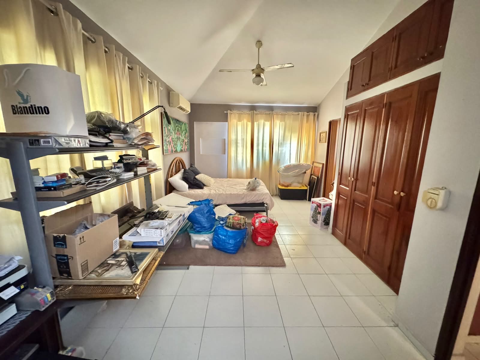 CASA EN VENTA EN LOS CACICAZGOS