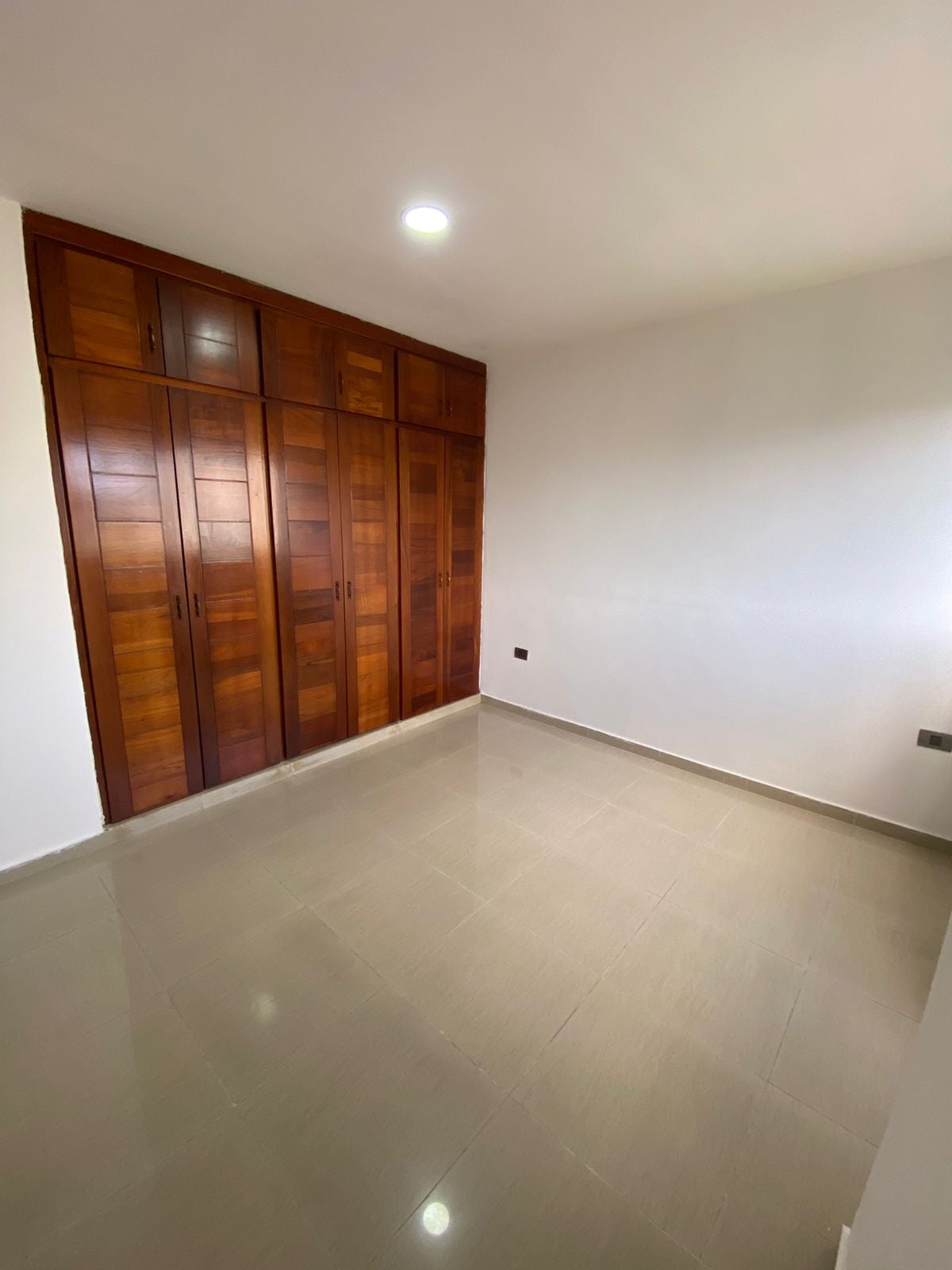 Se vende apartamento de 2 habitaciones en Evaristo Morales