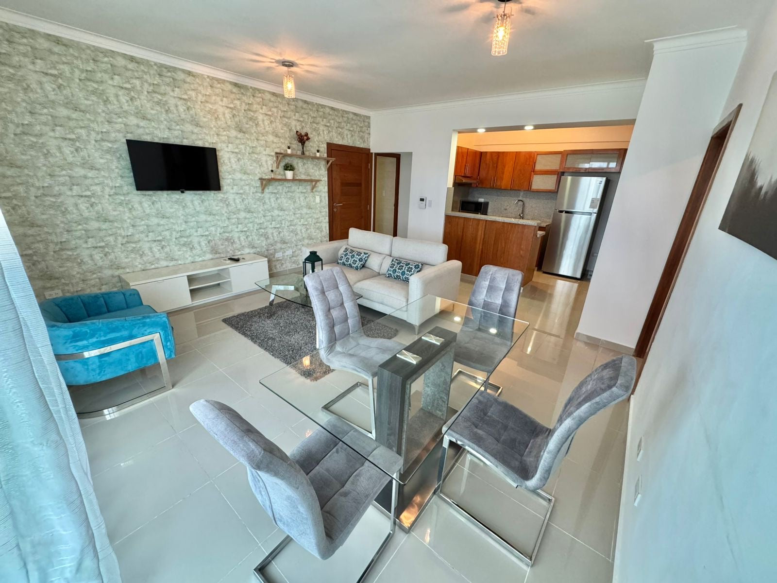 Alquilo apartamento nuevo en Renacimiento