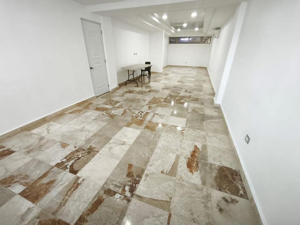 Vendo apartamento en Naco 2da con terraza con ubicación estratégica con salida Rápida a la próximo 27 de Febrero Av. Tiradentes