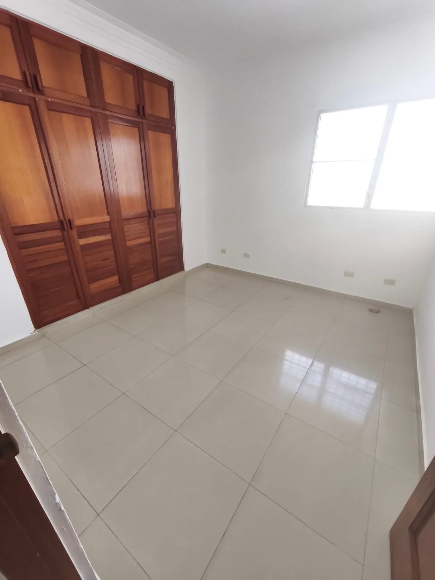 Vendo apartamento 
Santo Domingo Este 
Residencial Villa Eloisa