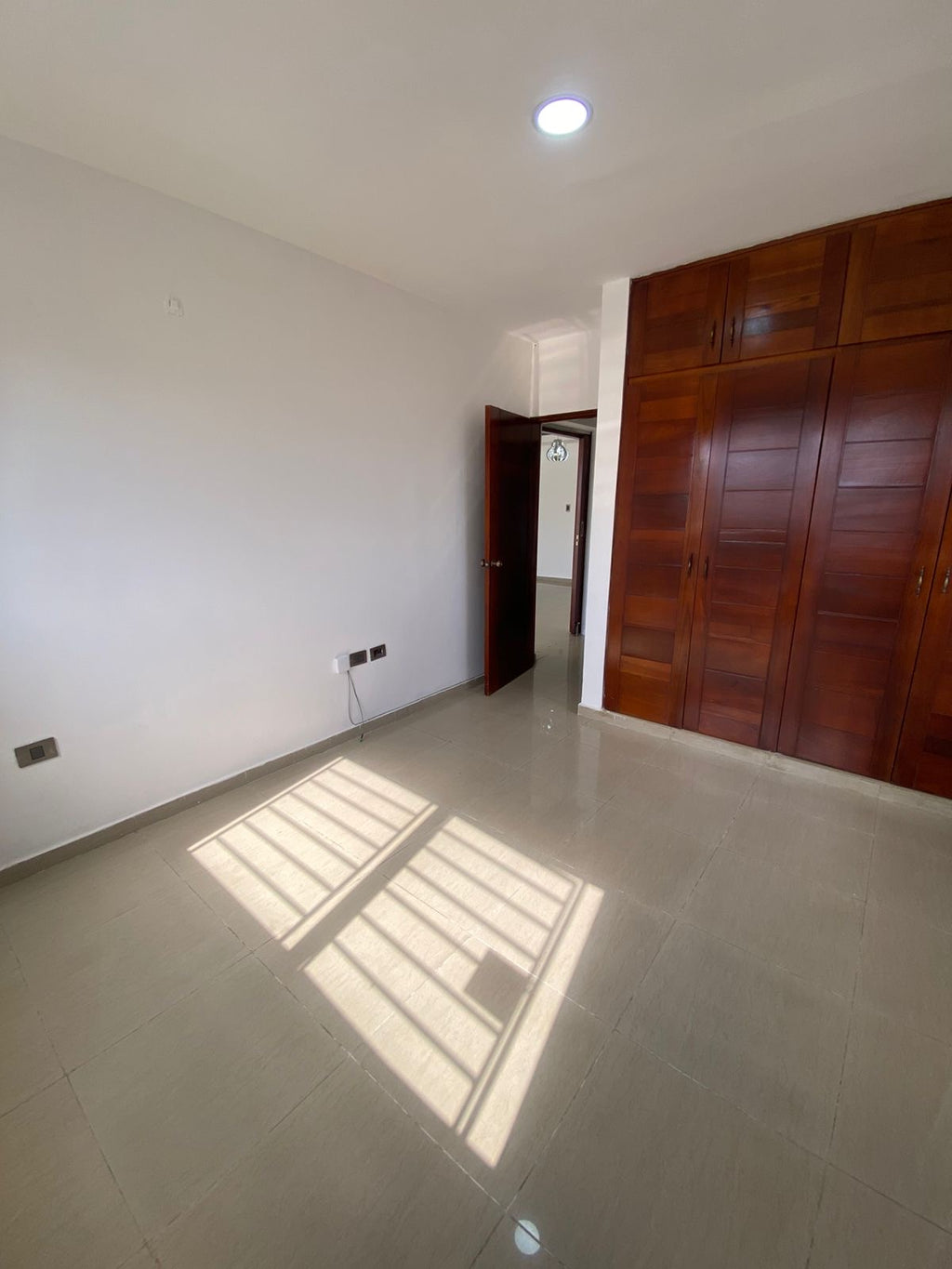 Se vende apartamento de 2 habitaciones en Evaristo Morales