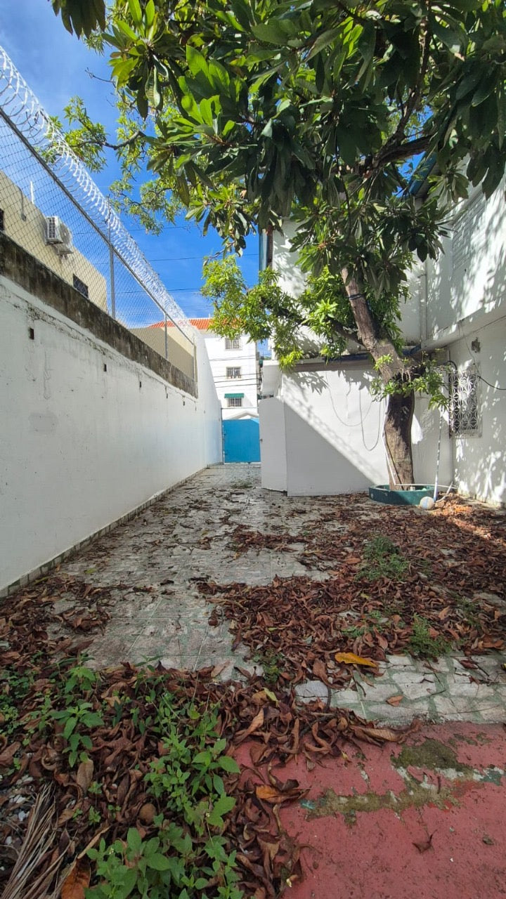 Alquilo local comercial Bella Vista