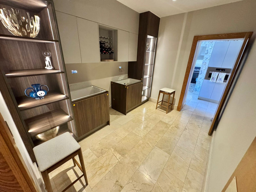 Espectacular Penthouse de 4 Habitaciones con Vista al Mar Urbanización Real