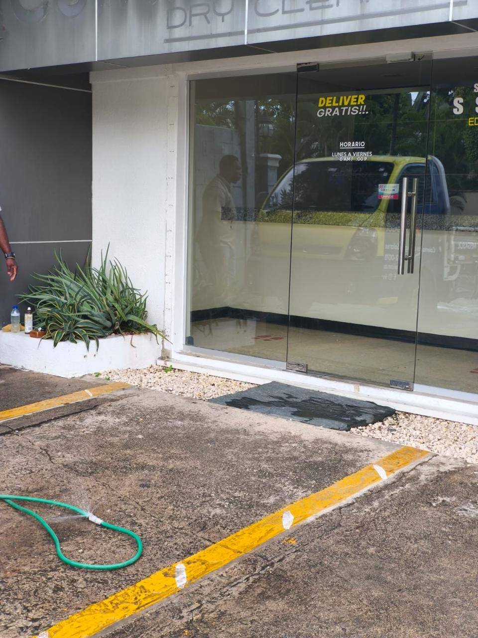 Alquilo Local Comercial en Naco