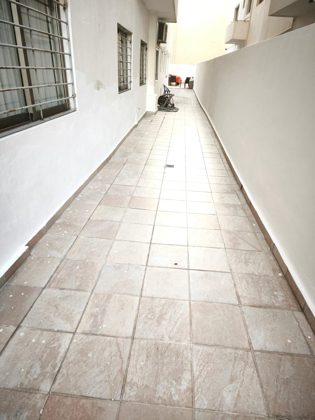 VENDO EN NACO 
2da con terraza