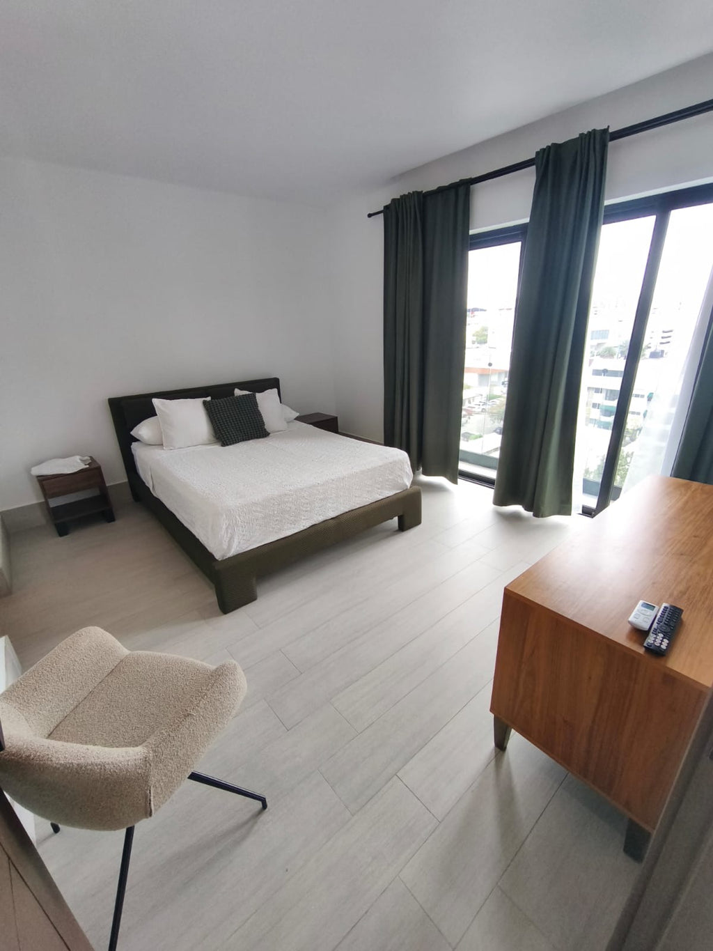 Alquilo apartamento en Piantini