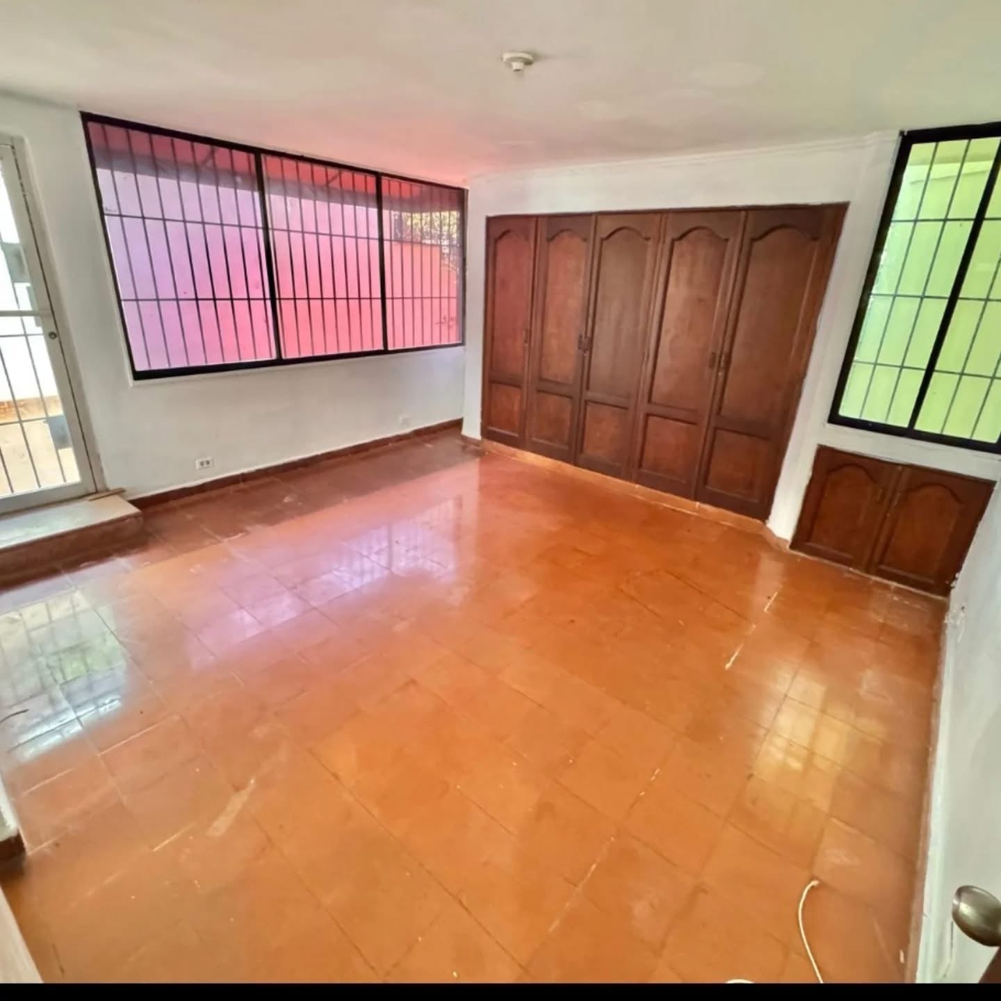 Vendo Casa Sector El Pedregal Km 11 
Av. Independencia Carretera Sánchez