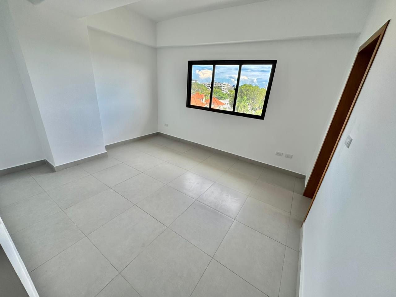 Penthouse Nuevo en Venta
LOS PRADOS