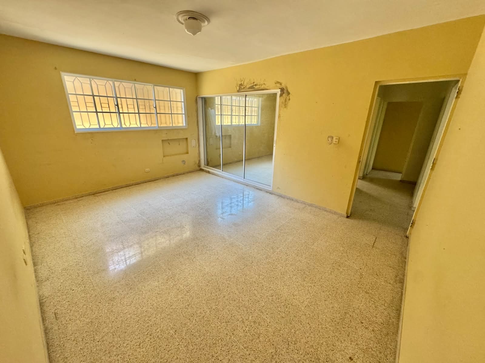 CASA EN VENTA EN LOS CACICAZGOS