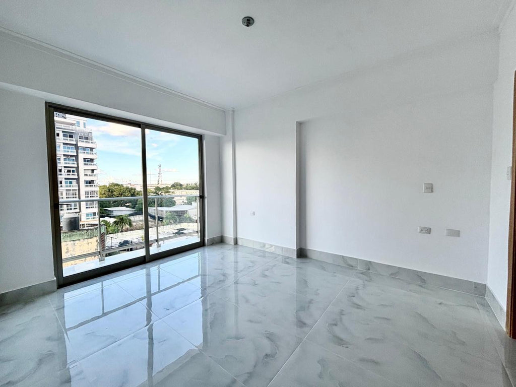 Alquiler de Apartamento nuevo a estrenar

📍 Urb. Real