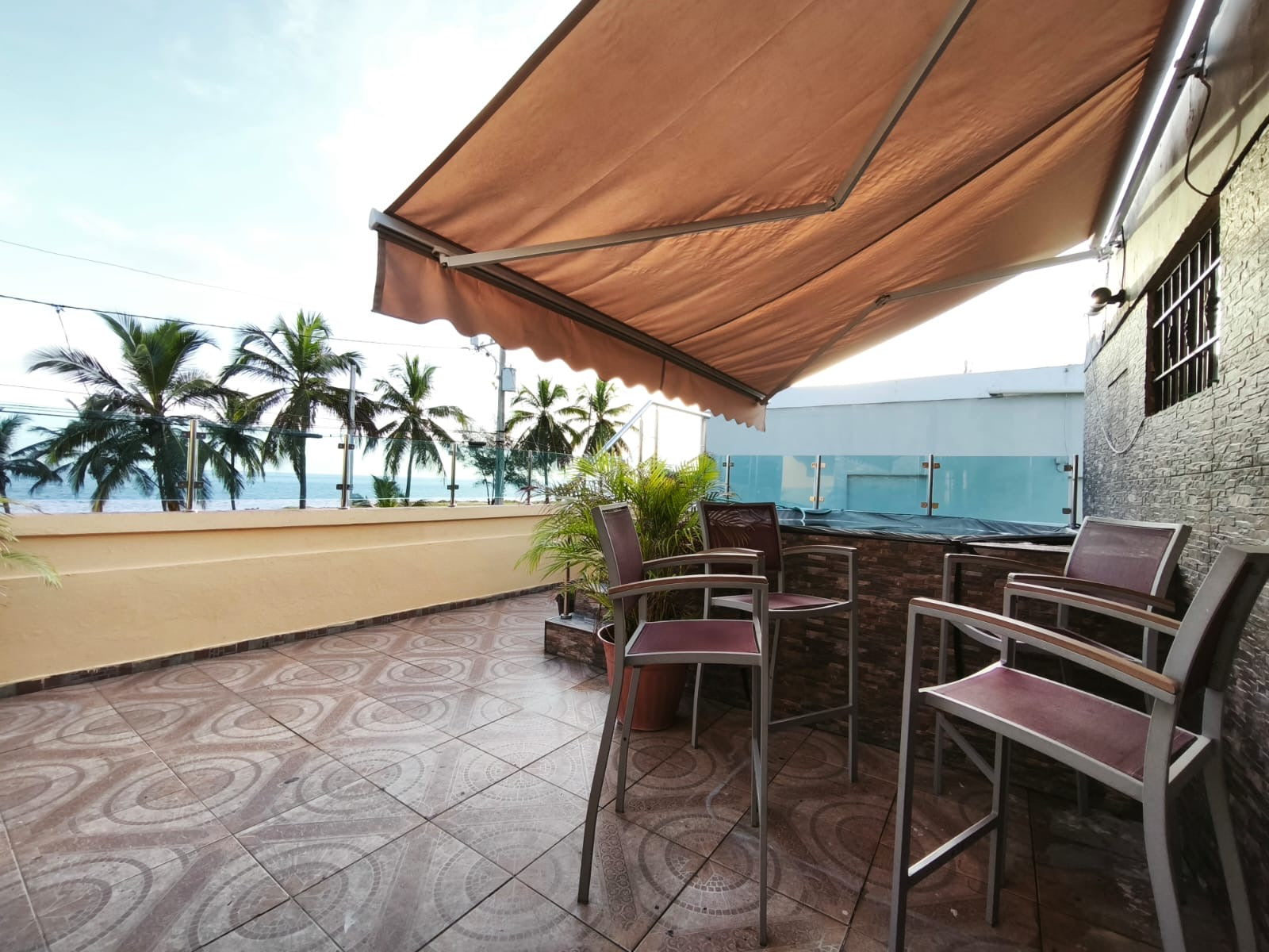 Vendo Casa Sector Invi 30 de Mayo frente al Mar