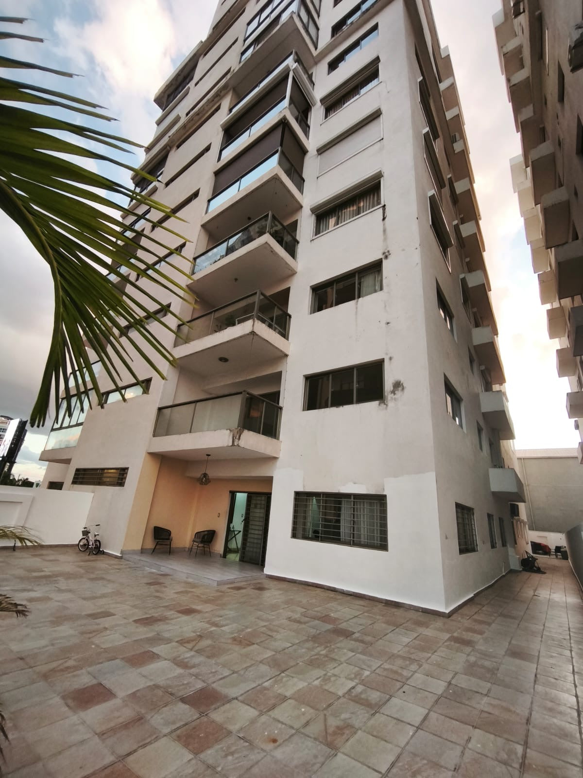 VENDO EN NACO 
2da con terraza