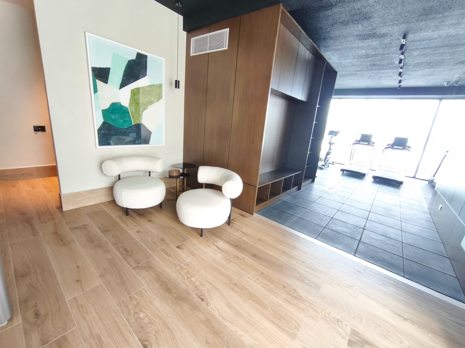 Alquilo apartamento en Piantini
