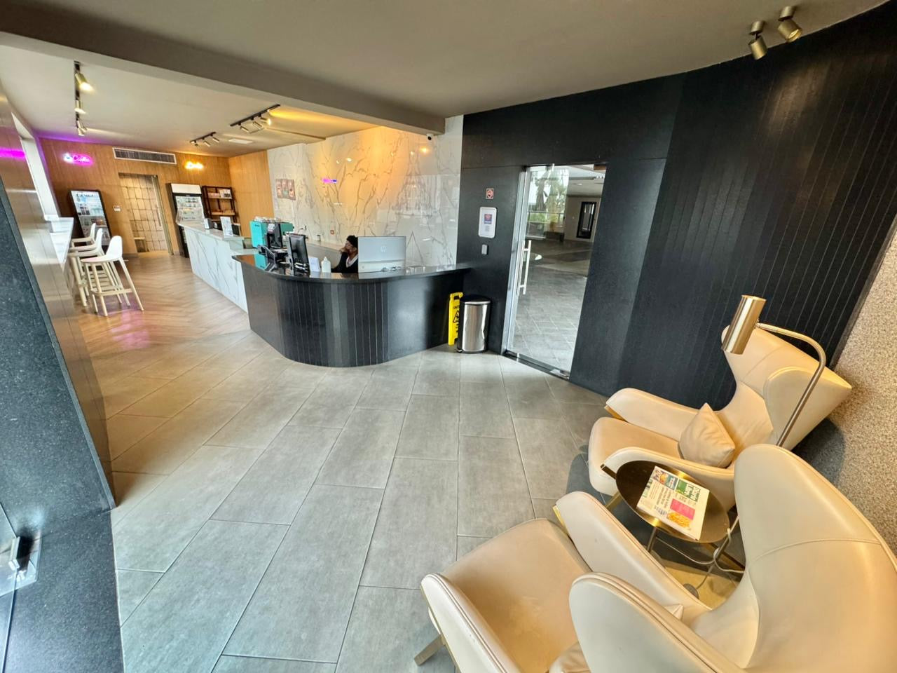 Apartamento en Alquiler Amueblado piantini