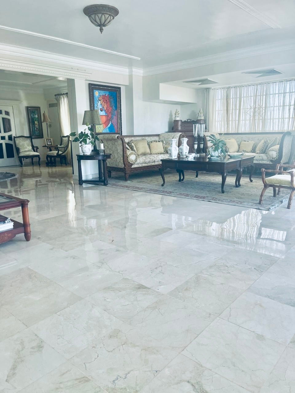 Vendo apartamento De Lujo Av Enriquillo- Vista al Mar