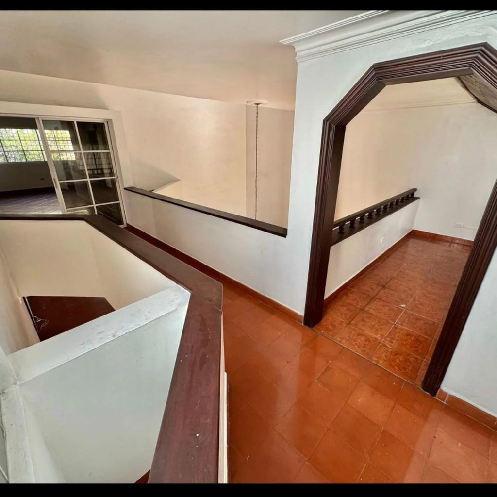 Vendo Casa Sector El Pedregal Km 11 
Av. Independencia Carretera Sánchez