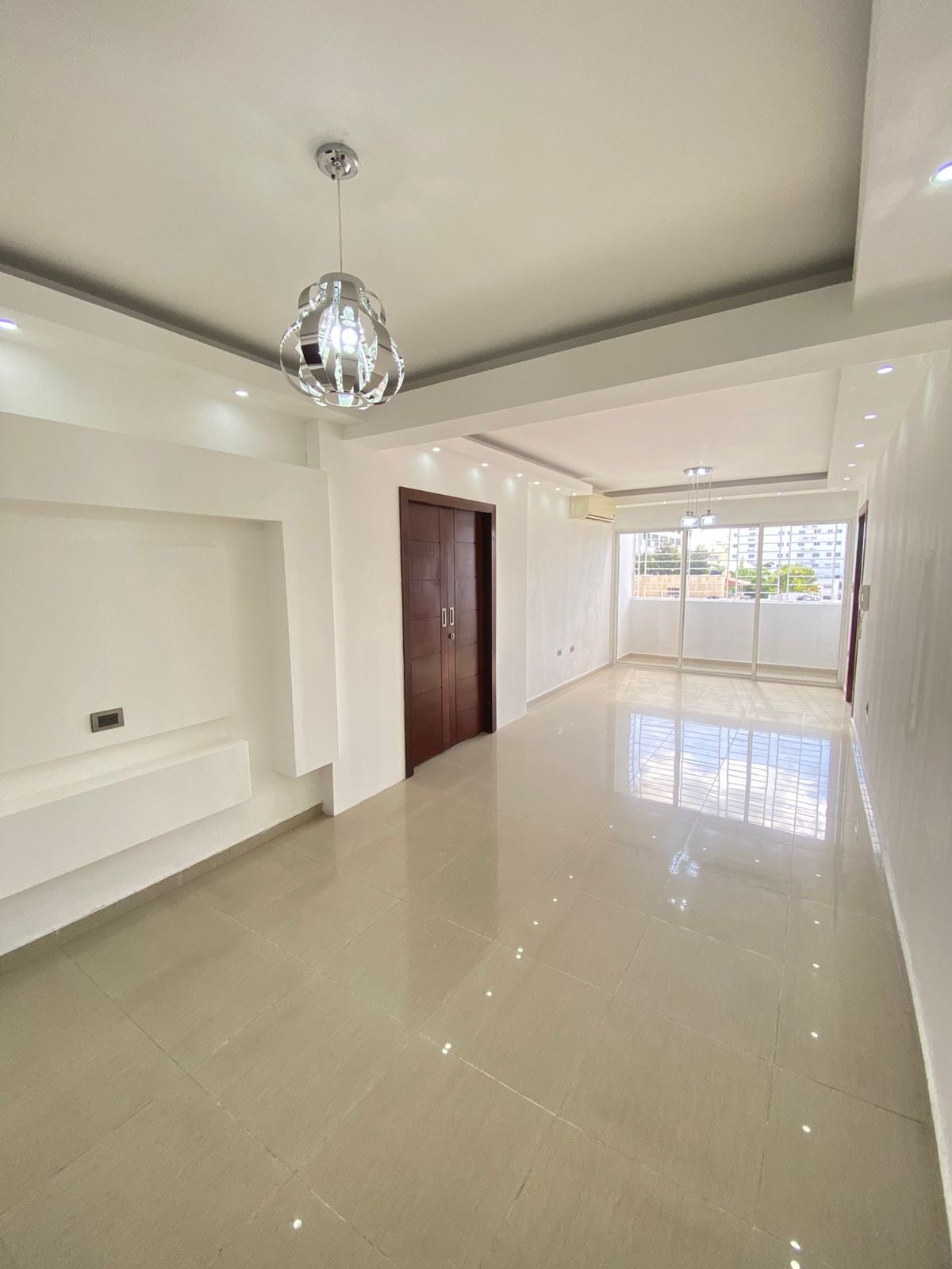 Se vende apartamento de 2 habitaciones en Evaristo Morales