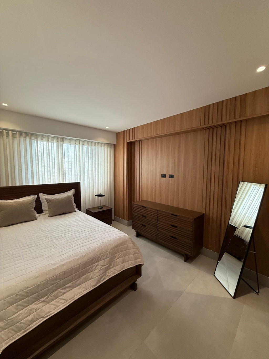 Alquilo Apartamento Amueblado – Urbanización Real