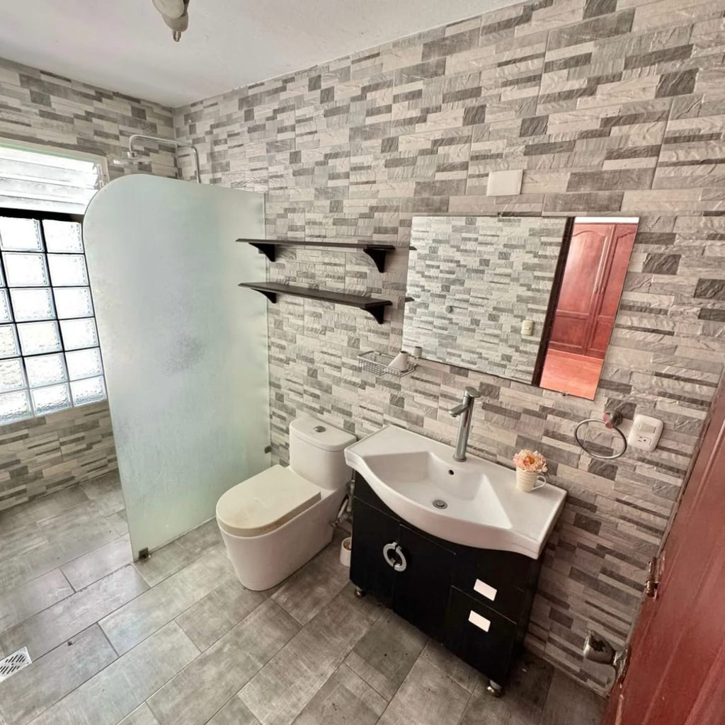 Vendo Casa Sector El Pedregal Km 11 
Av. Independencia Carretera Sánchez