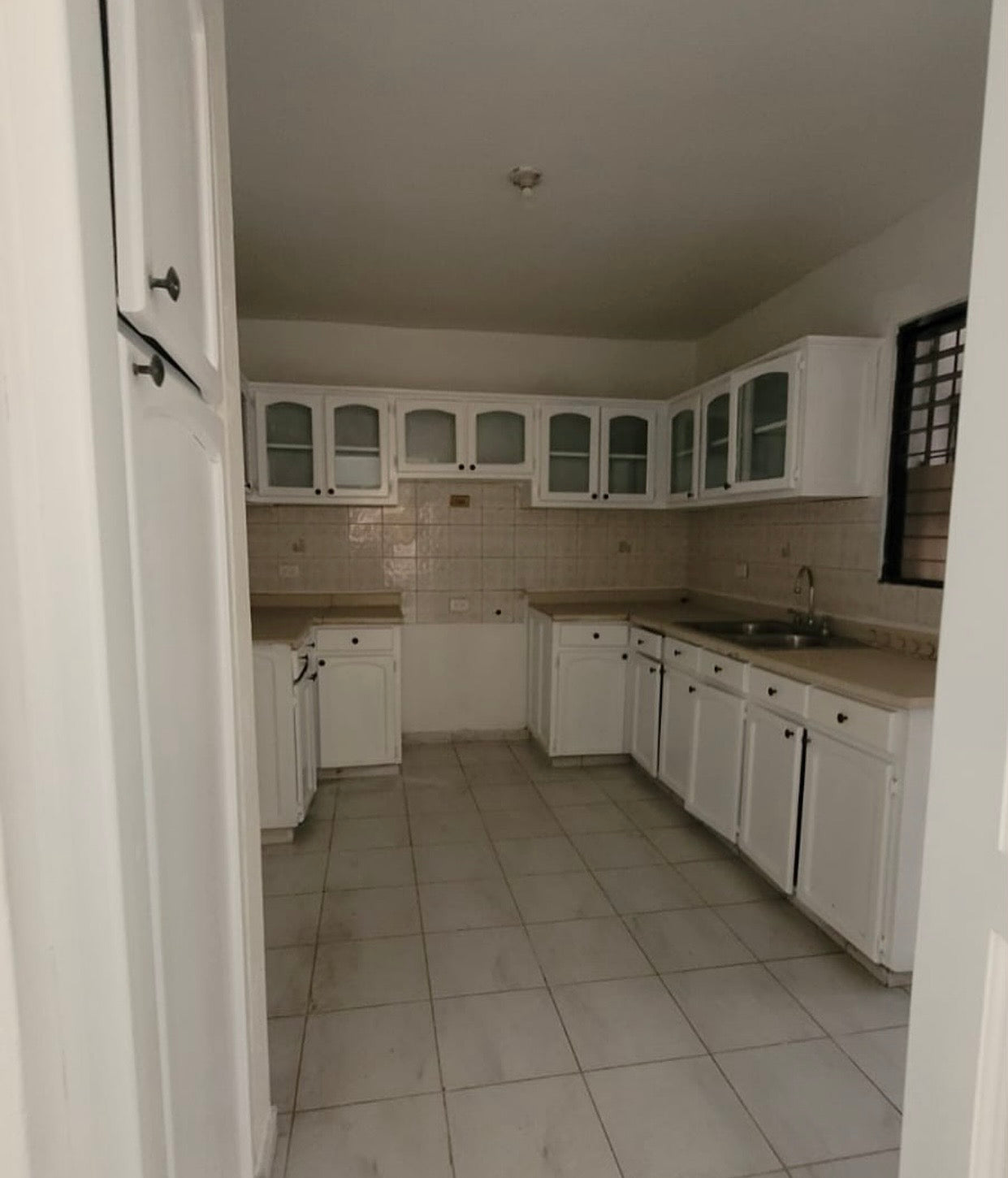 Alquilo apartamento En La Esperilla