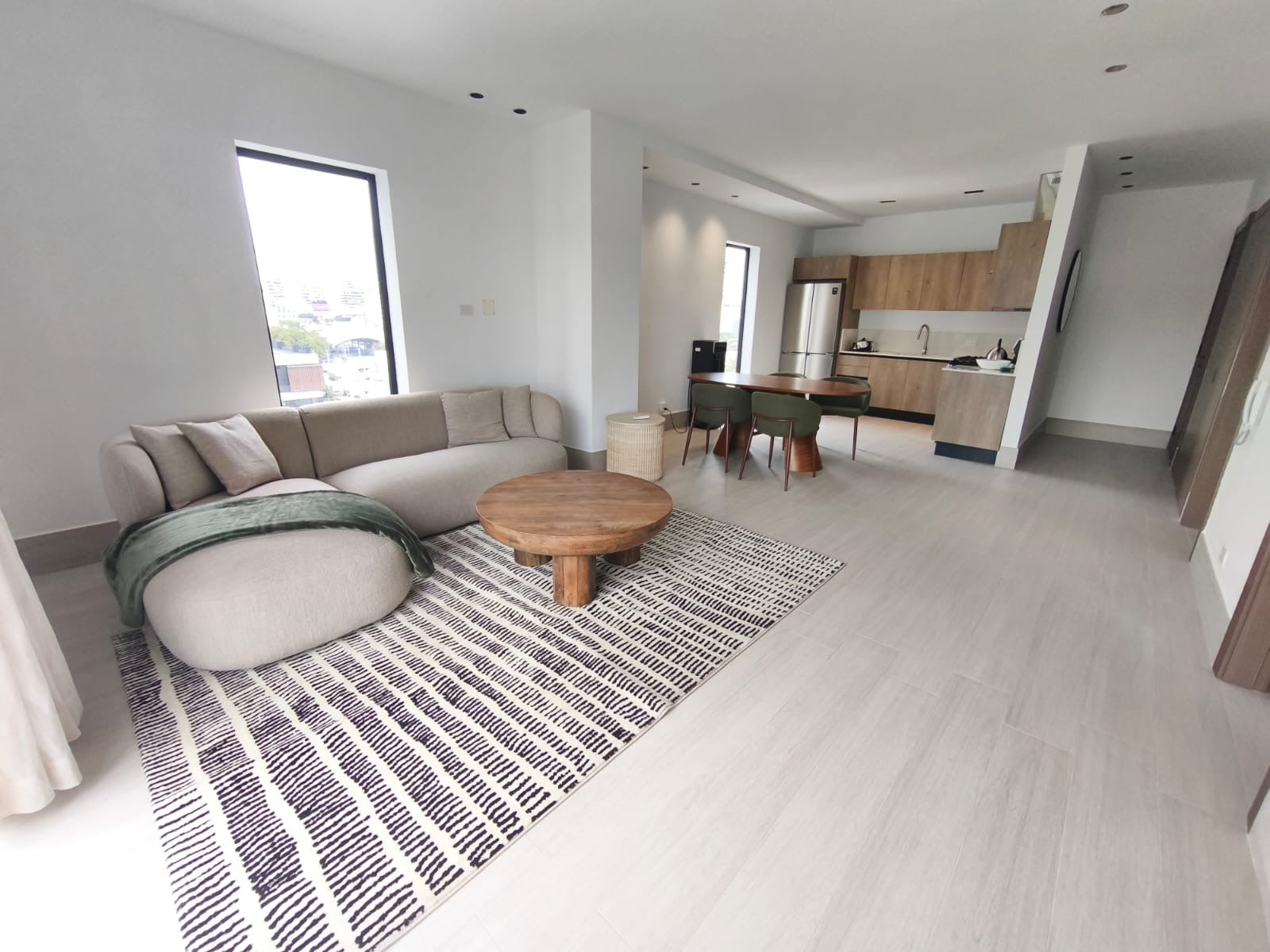Alquilo apartamento en Piantini