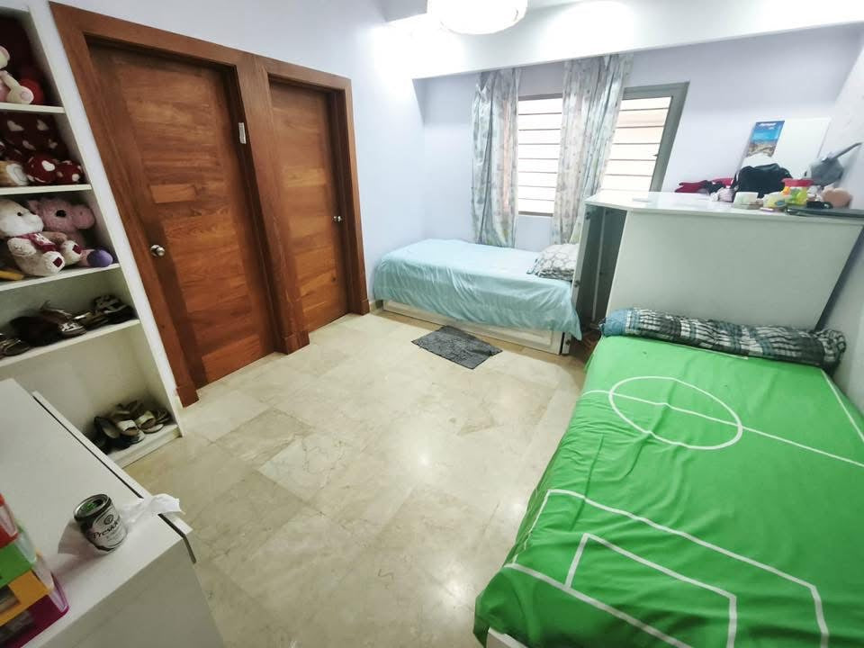 Vendo apartamento en Naco 2da con terraza con ubicación estratégica con salida Rápida a la próximo 27 de Febrero Av. Tiradentes