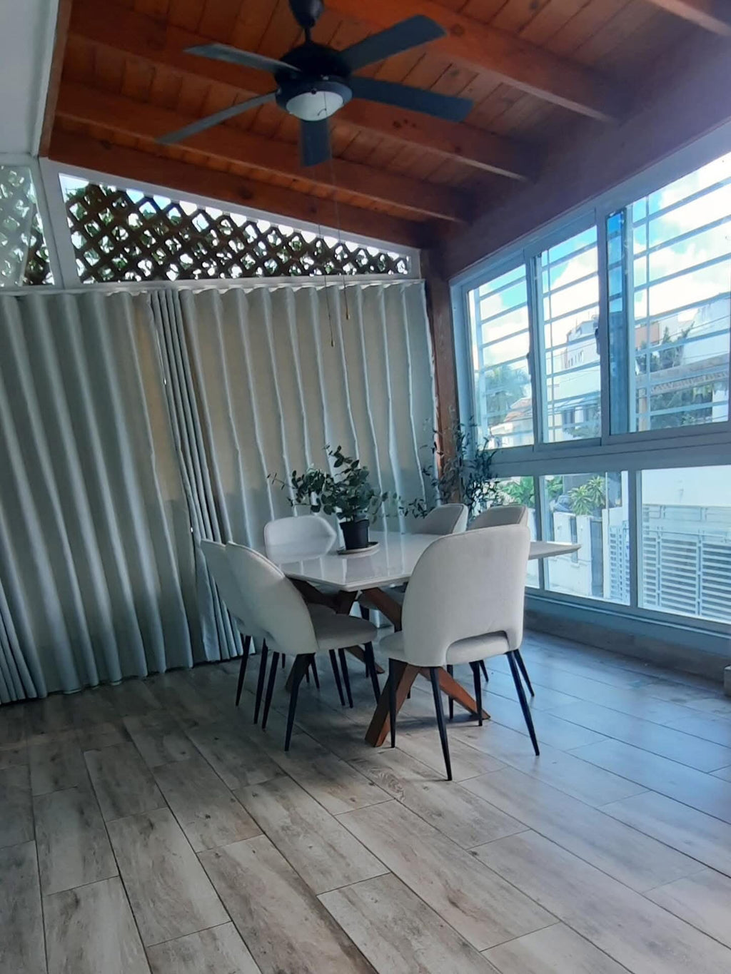 Vendo apartamento en los Restauradores