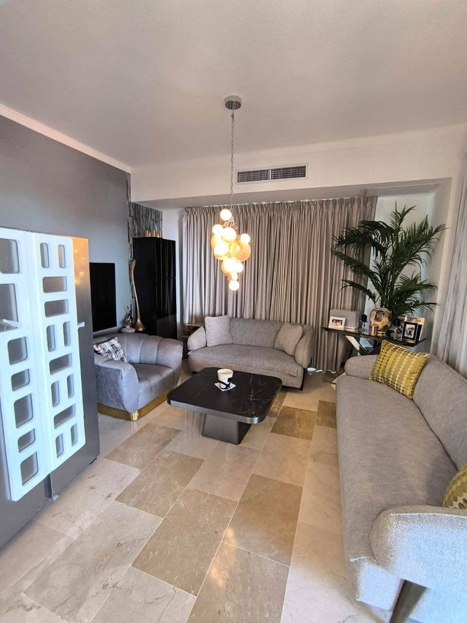 Apartamento en venta en los Cacicazgos – 299.45 m²