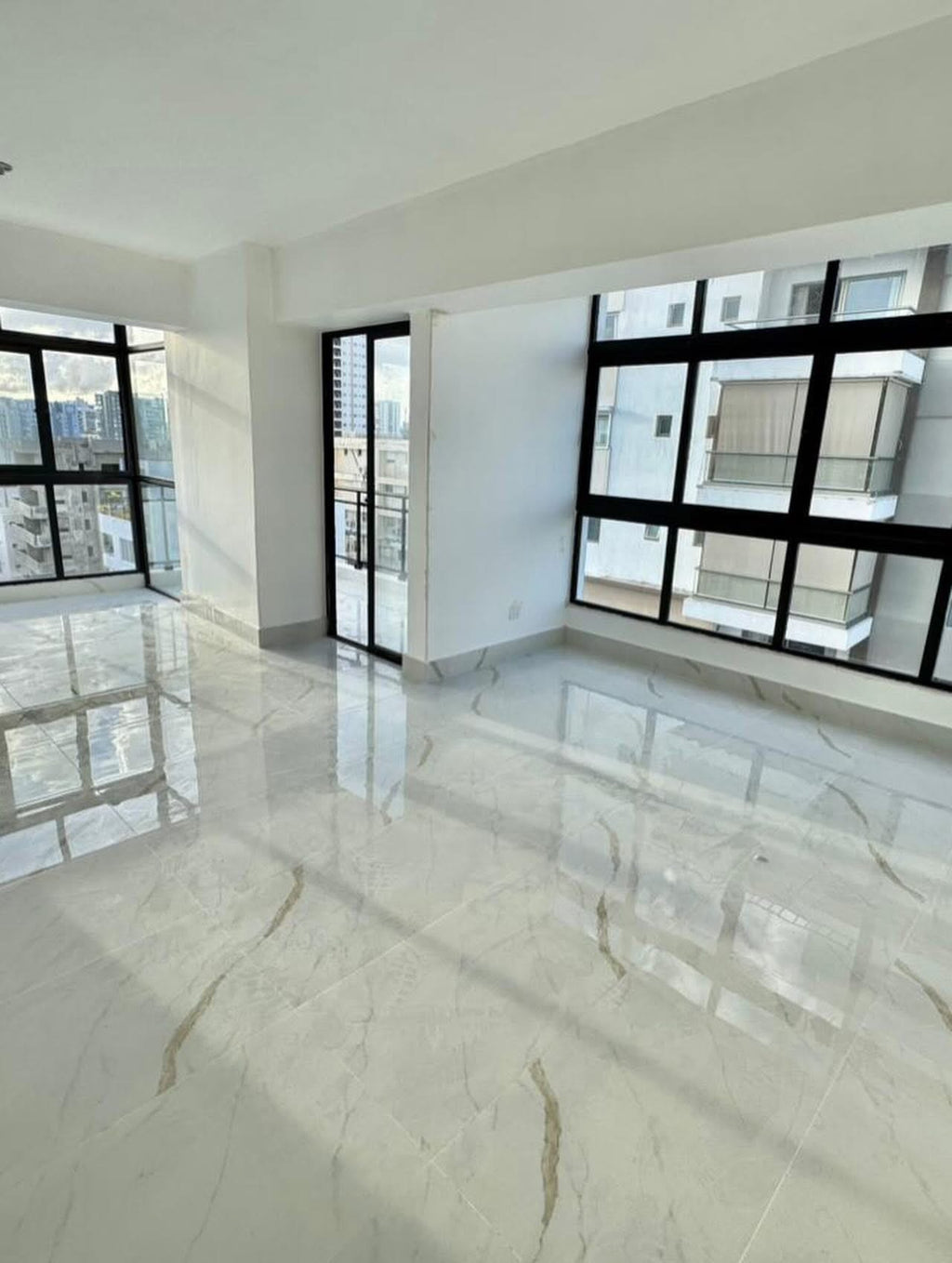 Apartamento Nuevo en Venta Serralles