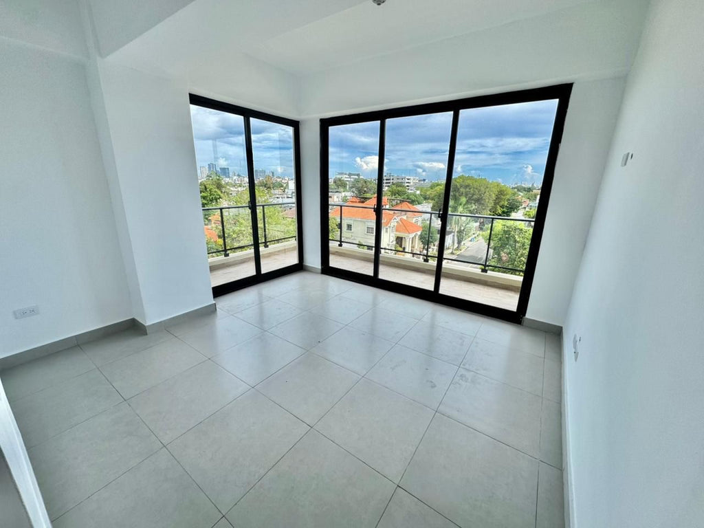 Penthouse Nuevo en Venta
LOS PRADOS