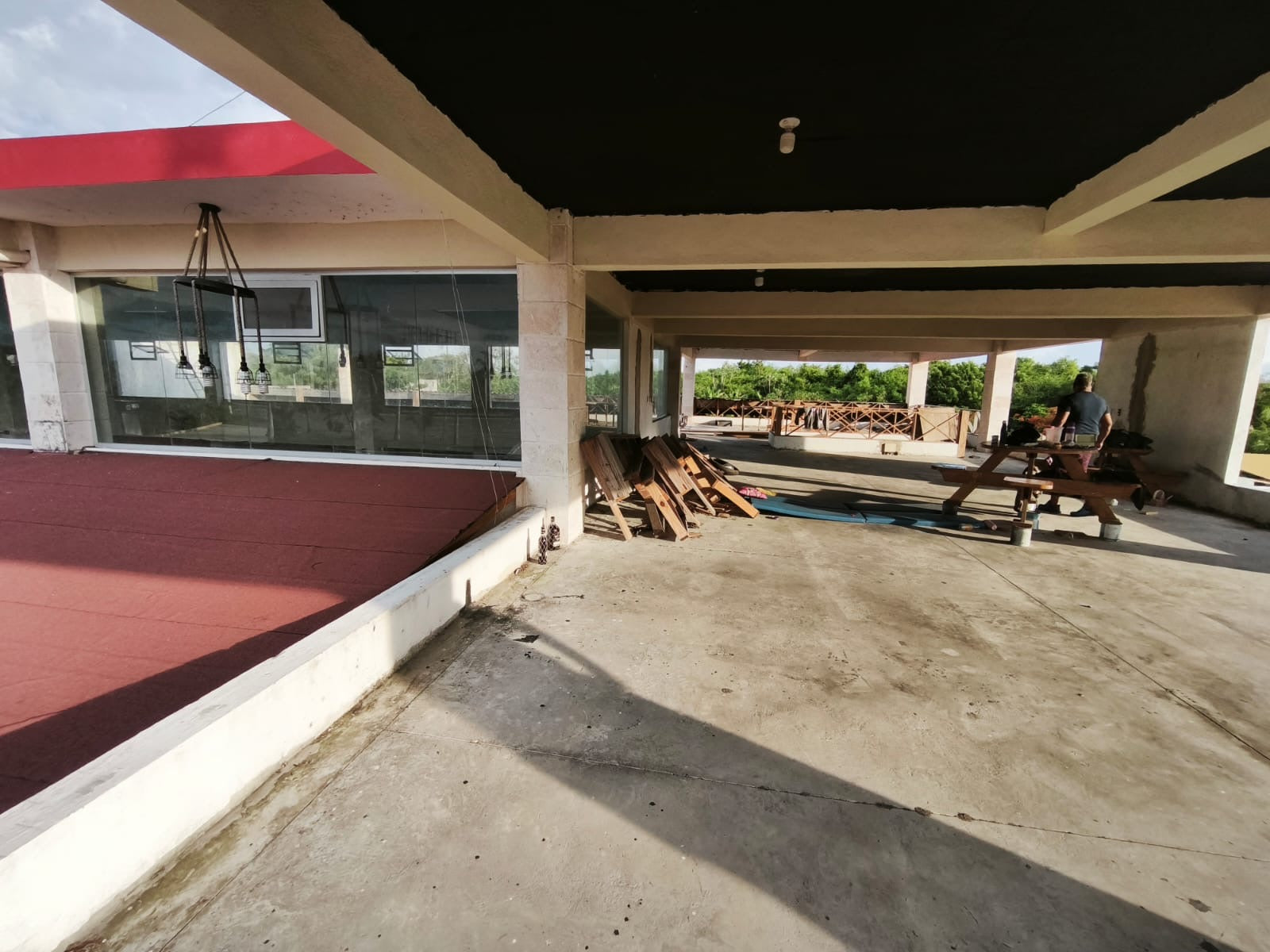 VENDO PARADOR AUTOPISTA DEL ESTE