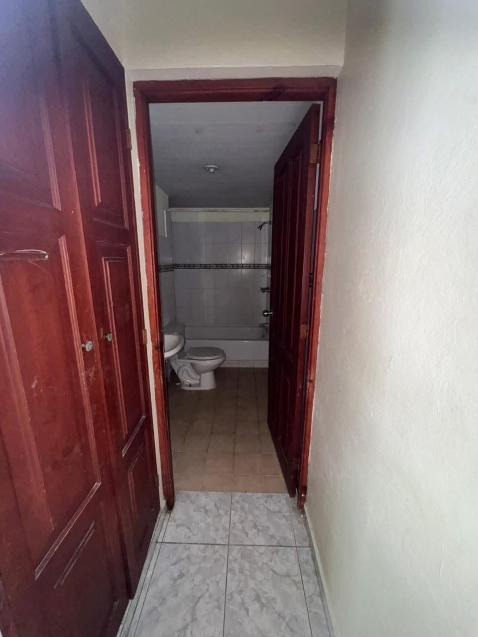 VENDO APARTAMENTO 
SECTOR LAS ACACIAS