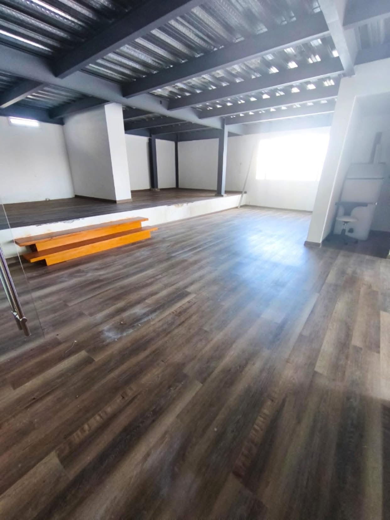 Alquilo Local Comercial Bella Sur