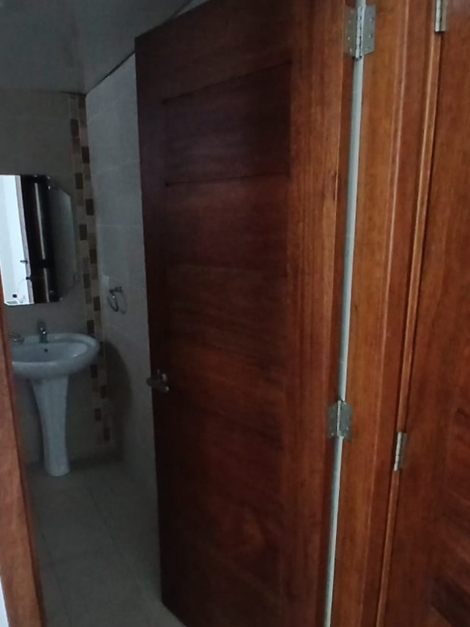 VENDO AMPLIO  APARTAMENTO EN PIANTINI