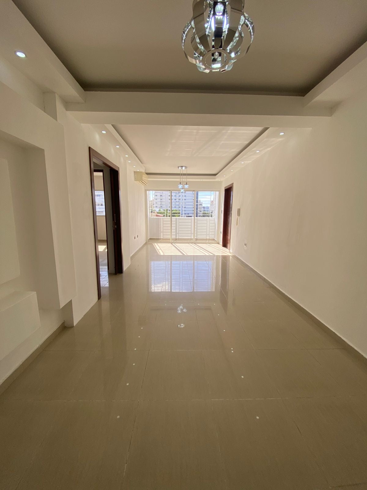 Se vende apartamento de 2 habitaciones en Evaristo Morales