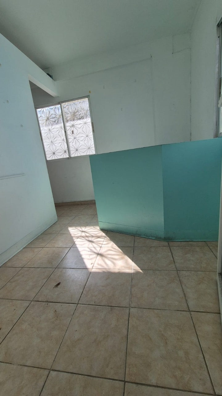 Alquilo local comercial Bella Vista