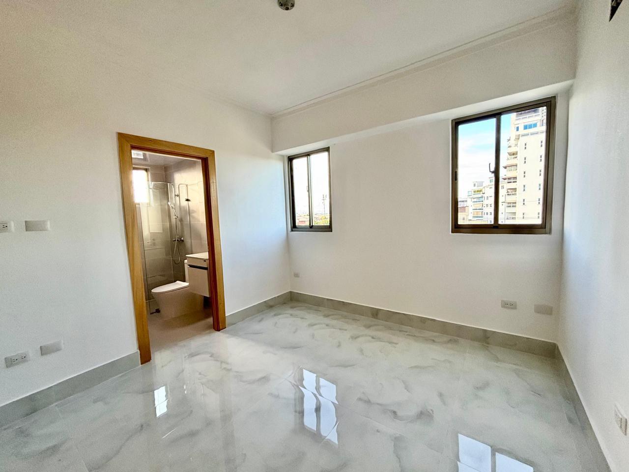Alquiler de Apartamento nuevo a estrenar

📍 Urb. Real