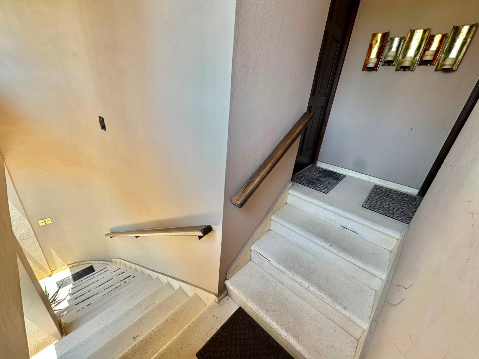 CASA EN VENTA EN LOS CACICAZGOS