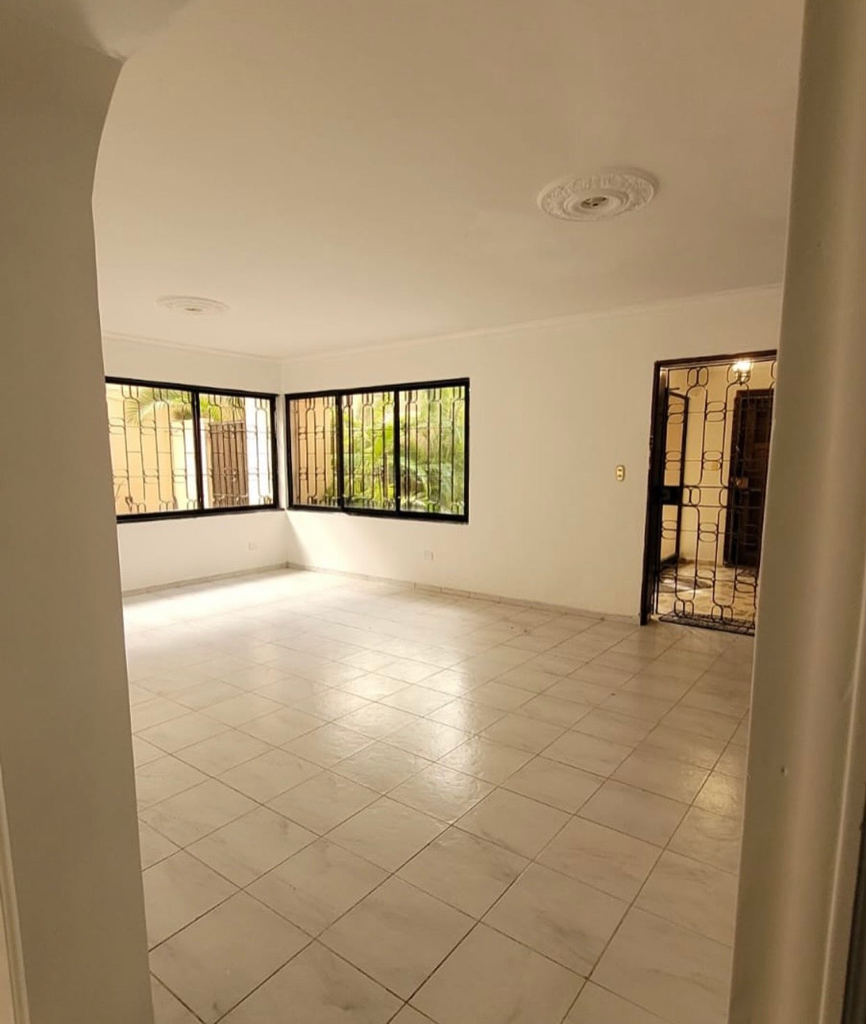 Alquilo apartamento En La Esperilla