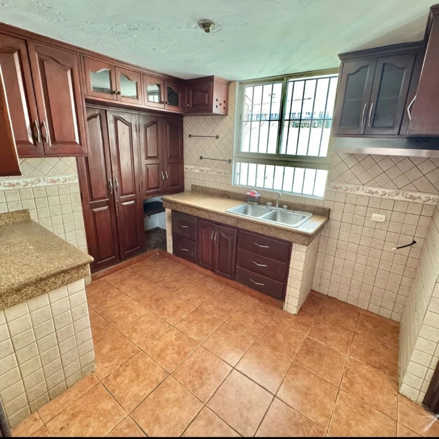 Vendo Casa Sector El Pedregal Km 11 
Av. Independencia Carretera Sánchez