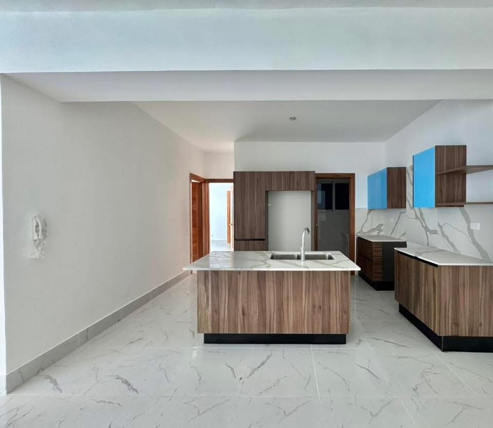 Alquilo apartamento en Bella Vista Sur