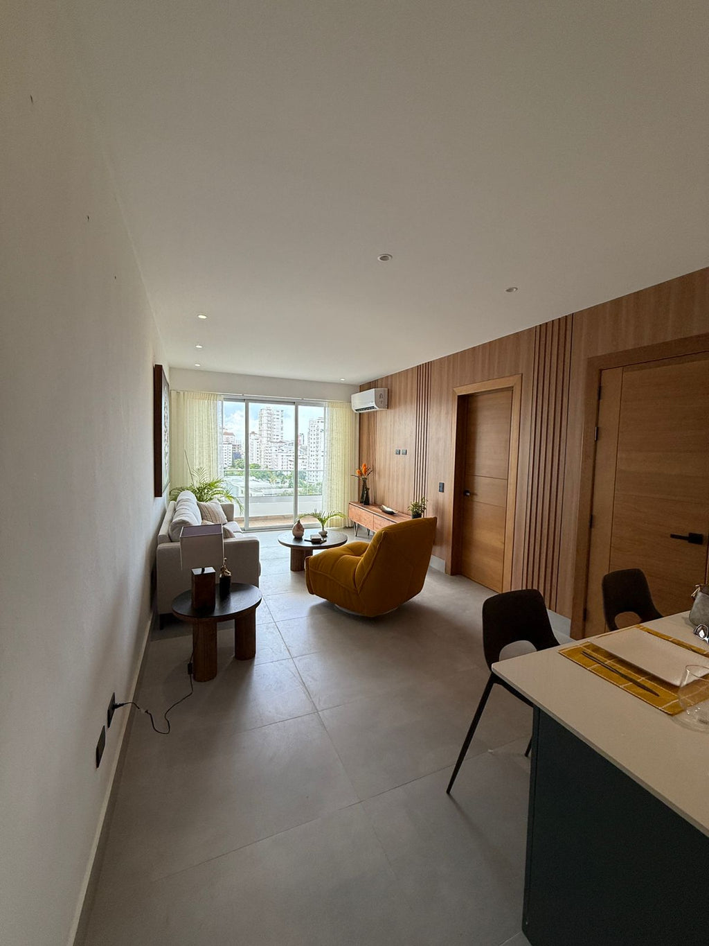 Alquilo Apartamento Amueblado – Urbanización Real