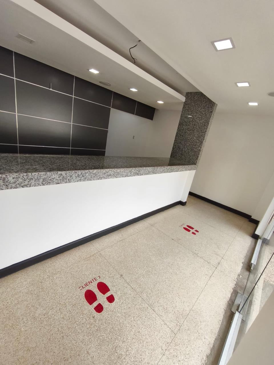 Alquilo Local Comercial en Naco