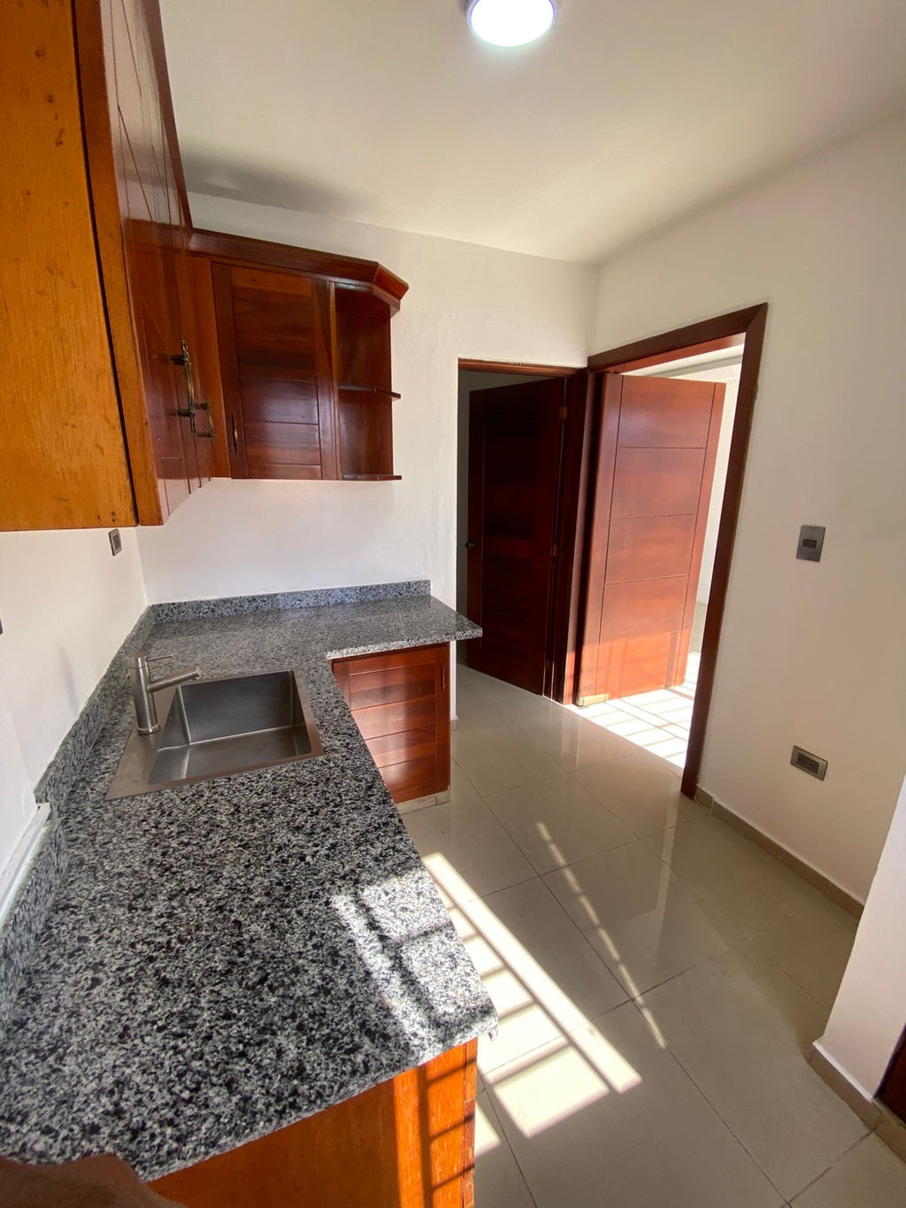 Se vende apartamento de 2 habitaciones en Evaristo Morales