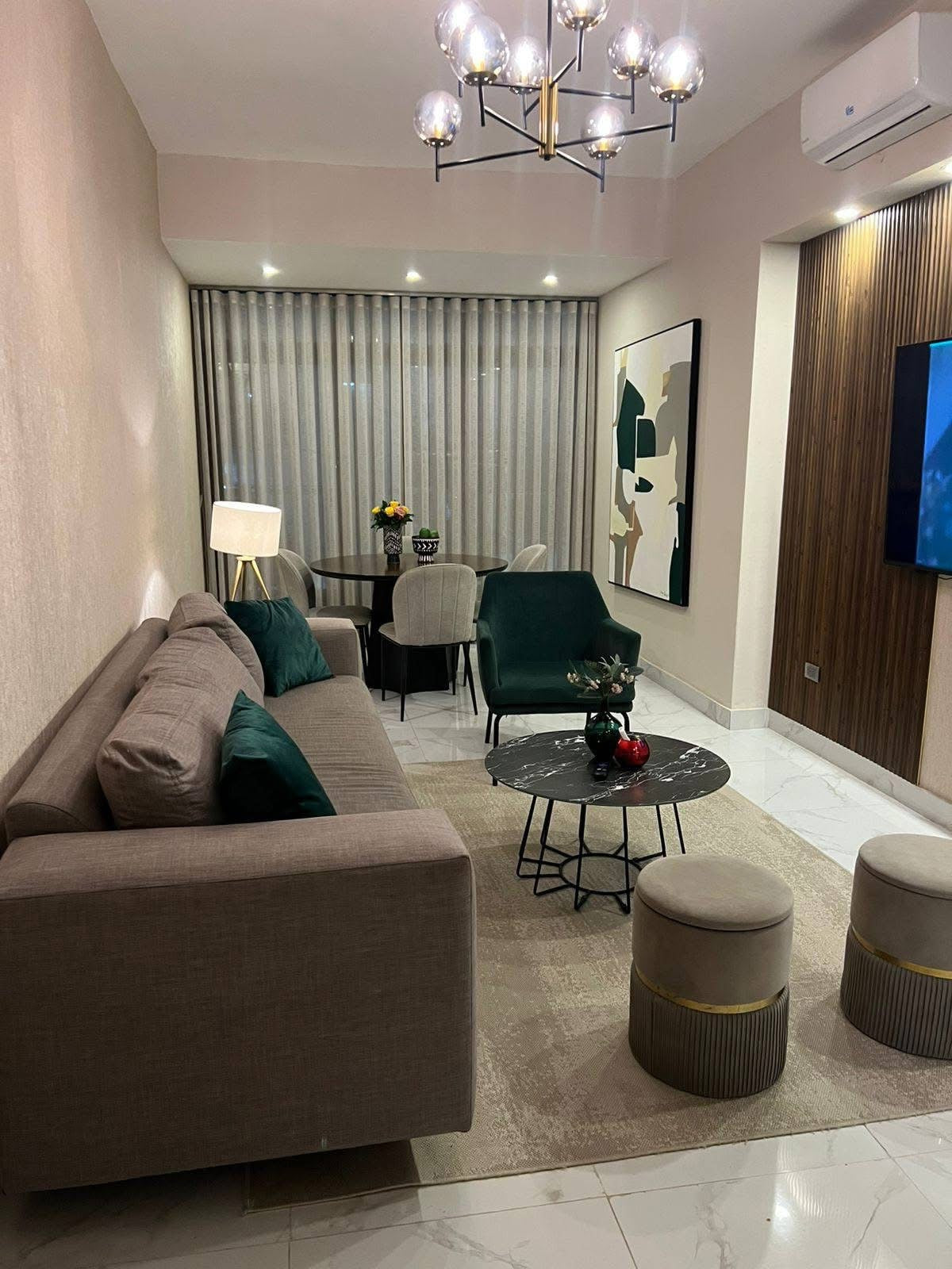 Apartamento en venta en los Cacicazgos – 299.45 m²